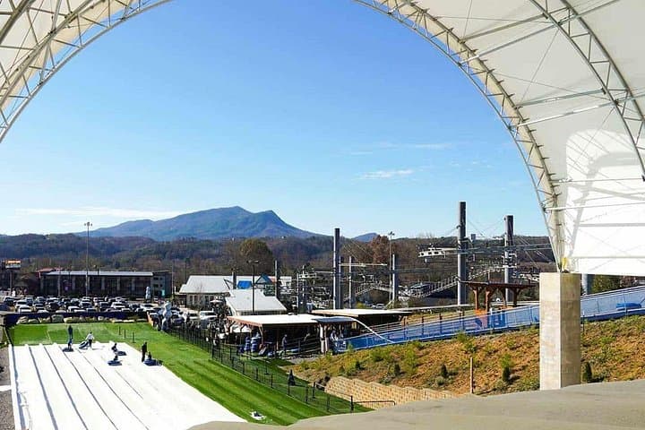 Smoky Mountain Snowpark Tubing: Pigeon Forge’s 70-Foot Rush photo 4
