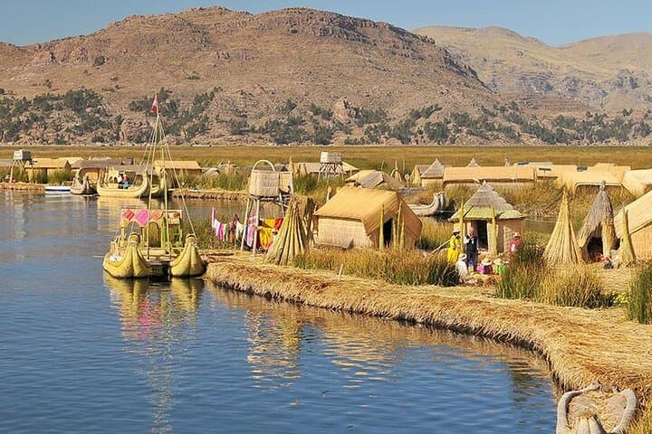 2-Day Cusco-to-Puno Sun Route & Lake Titicaca Islands Tour photo 5