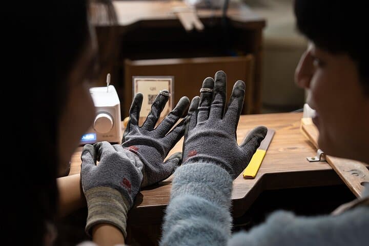 Seoul private ring-making workshop in Hyehwa at Atelier Hosoo photo 2