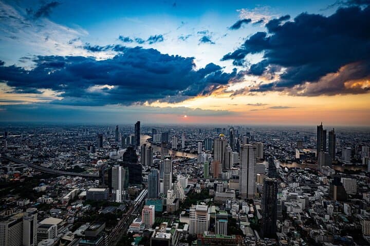 Mahanakhon Sky Walk: Bangkok's 314m Glass Observation Deck