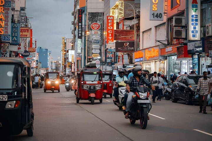 Colombo City Tour: Full-Day Private Guided Highlights & Markets photo 2