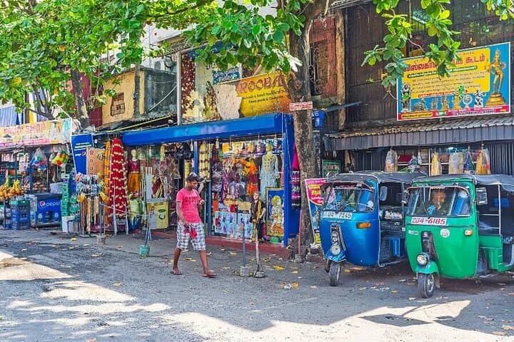 Colombo City Tour: Full-Day Private Guided Highlights & Markets photo 4