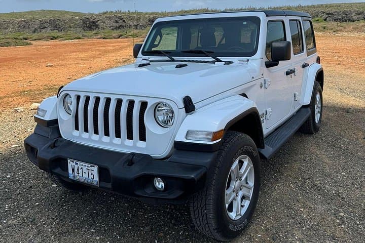 Comfort VIP Jeep Wrangler Off-Road Tour in Curaçao — Willemstad to Coastal Vistas photo 1