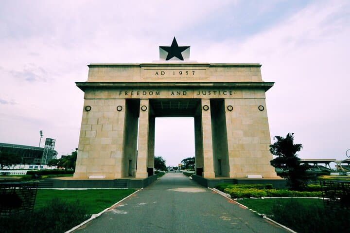 7-Day Artisanal Tour in Ghana: Pottery, Batik, Black Soap & Kakum Canopy photo 4
