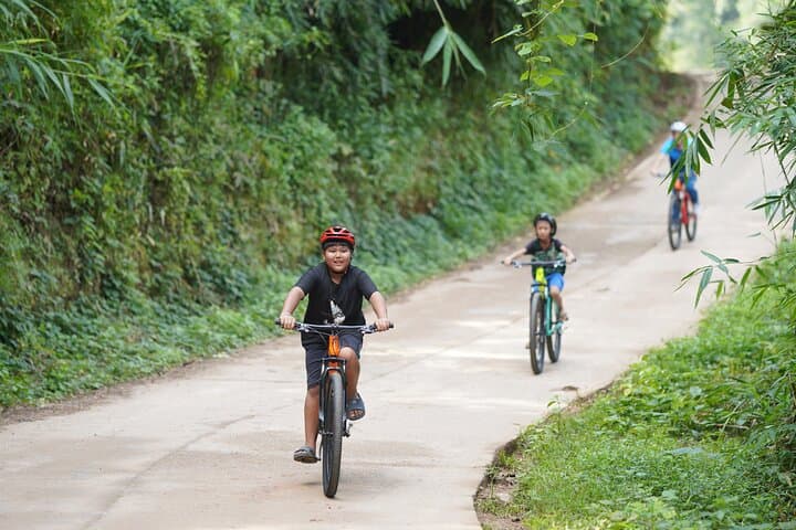 Mae Wang Valley Cycling and Bamboo Rafting Day Trip from Chiang Mai photo 6