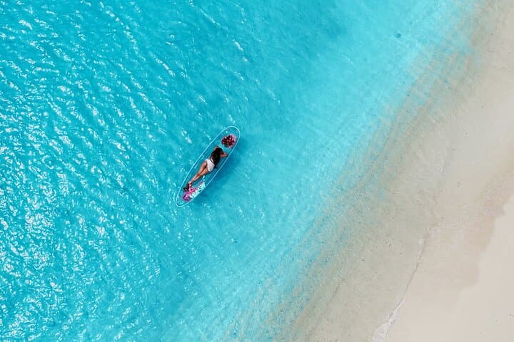 Clear Kayak Photoshoot in Aruba — Same‑Day Drone Video & Photos photo 3