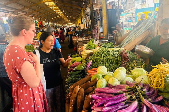 Colombo Pettah Market Tour & Hands-On Sri Lankan Cooking Class photo 4