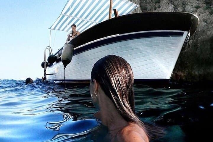 Capri by Sea: Private 3‑Hour Boat Tour with Pizza, Beer & Swim