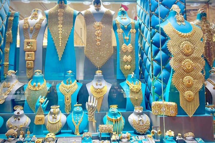 Discover Old Dubai: Creekside Souks, Abra Ride & Street Food Walking Tour photo 4