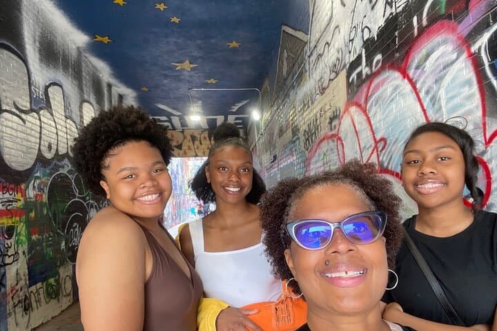 Ann Arbor Scavenger Hunt: Self-Guided Interactive Walking Tour photo 5