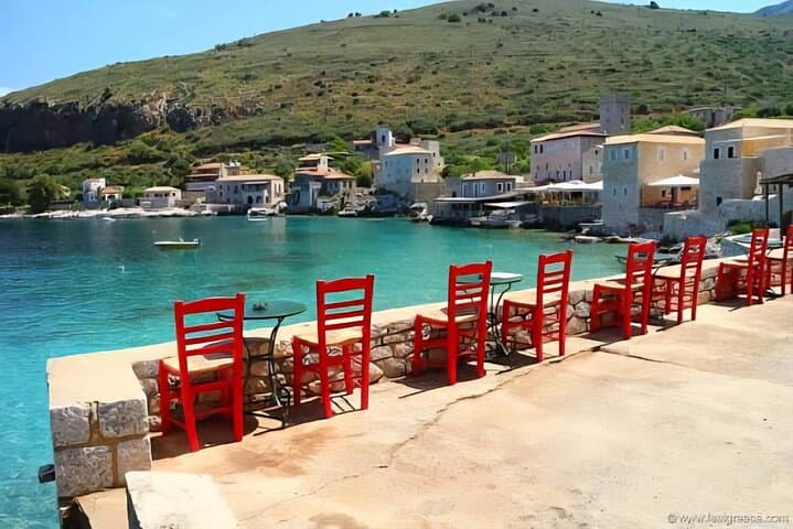 Two-Day Private Peloponnese Tour: Sparta, Mystras & Monemvasia