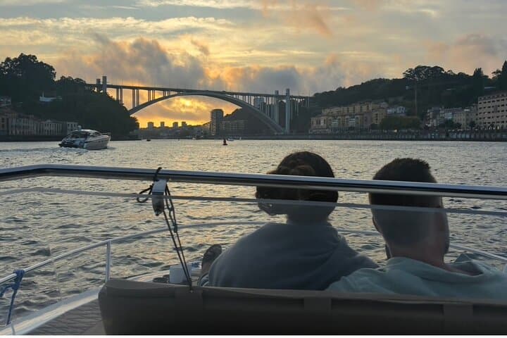 Private Douro River Christmas Lights Cruise in Porto photo 4