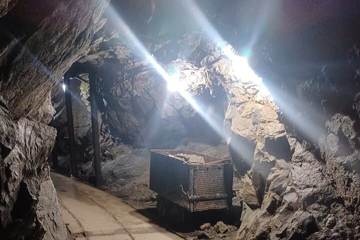 Crystal Gold Mine Tour: Guided Hard-Rock Mine Visit, Gold Panning & Emerald Strike Combo