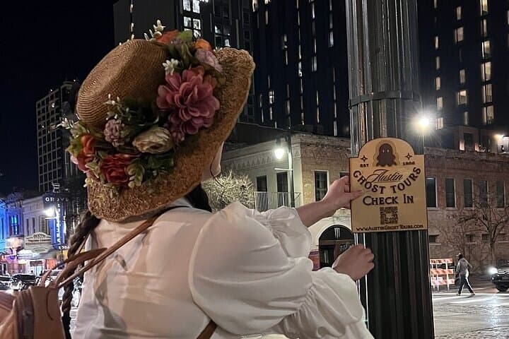 After-Hours in Austin: Original Austin Ghost Tours Through Downtown Haunts photo 6