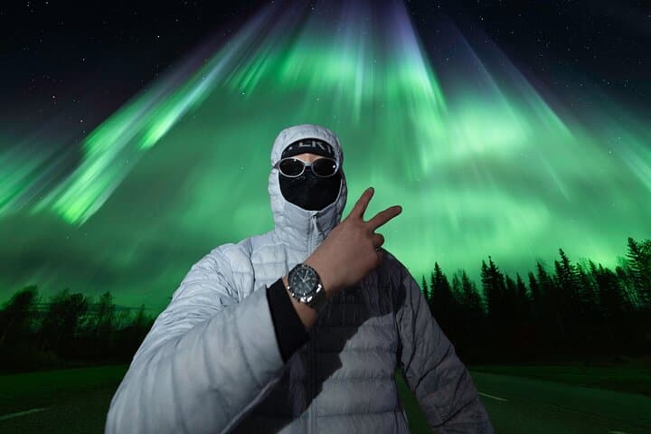 Rovaniemi Aurora Hunting with Pro Photography — Unlimited Photos & Pickup photo 3