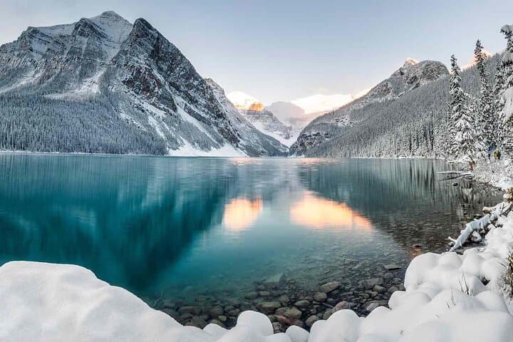 Winter Abraham Bubble Lake & Icefields Parkway Private Tour — Photo-Focused Day Trip from Canmore photo 4