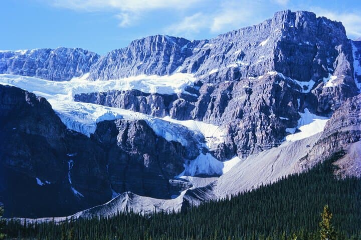 Winter Full-Day Banff & Icefields Parkway Private Tour photo 5
