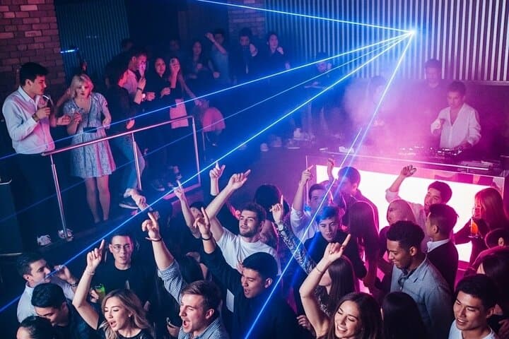 Tokyo All-Nighter: Sing, Drink & Dance with University Students in Kabukicho