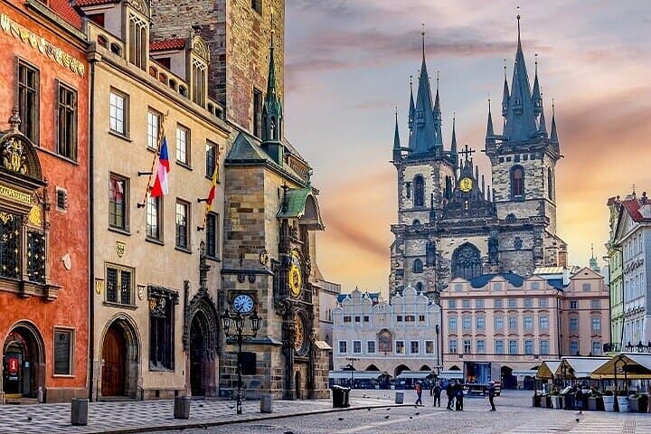 Prague City Pass: 3-Day Classic Attractions & Prague Castle Guide photo 2
