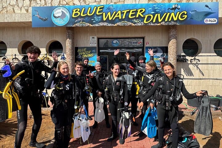 PADI Zero to Divemaster Internship in Gran Canaria — 6-Week Scuba Course & Professional Training
