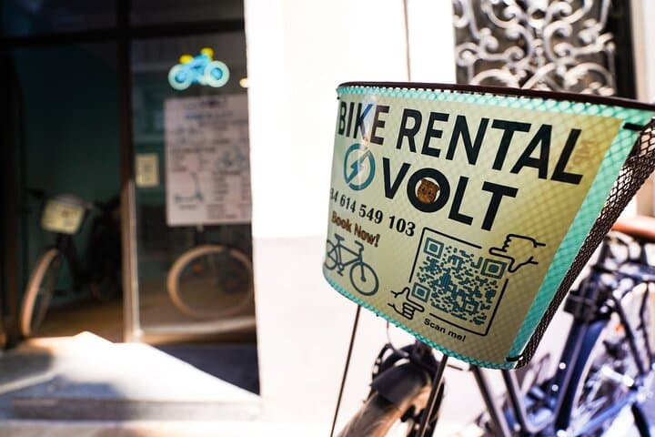 Valencia Full-Day Bike Rental: Explore Turia Park, Seafront & City Routes photo 6