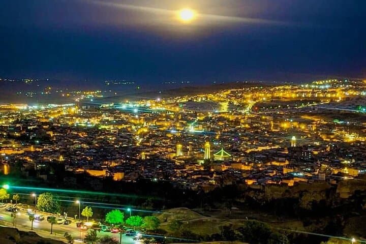 Rabat to Fes: 2-Day Guided Medina Tour from Rabat