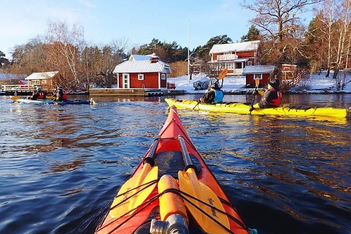 Private Kayak Tour in the Stockholm Archipelago — Summer & Winter Experiences photo 5