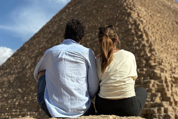 Giza Plateau Guided Tour: Great Pyramids & Sphinx with Optional Camel Ride photo 4