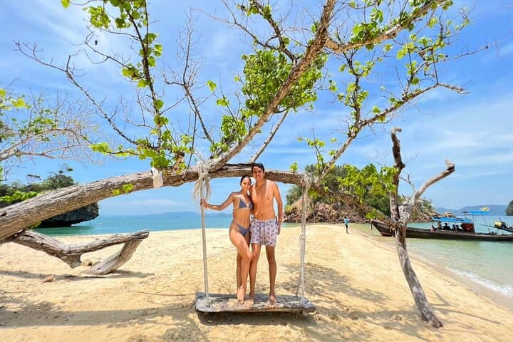 Krabi Longtail Boat Tour to Hong Islands — Lagoon, Viewpoint & Snorkeling photo 6