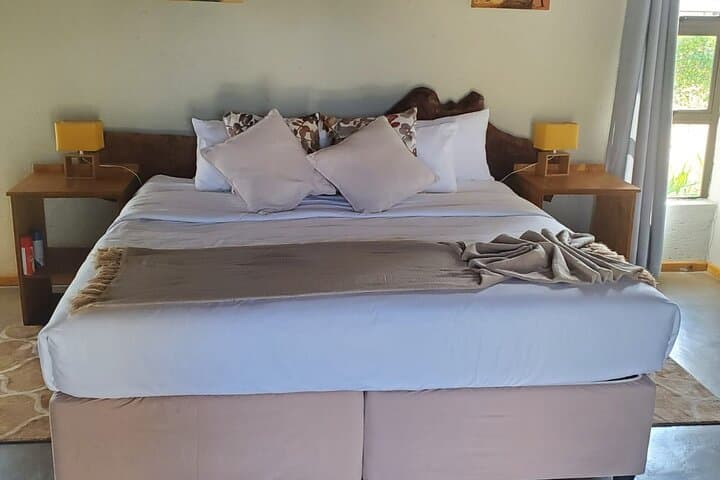 Kruger Park Safari and Community Service: 10-Day Big Five & Village Immersion photo 1