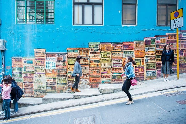 Solve a Murder on Hong Kong's Neon Streets — Outdoor Detective Escape Game photo 1