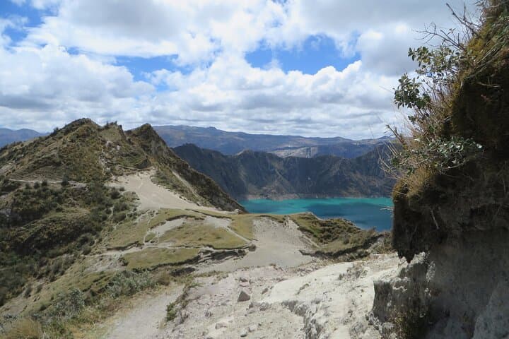 Quilotoa Lagoon Full-Day Hike & Tigua Community Visit from Quito photo 3