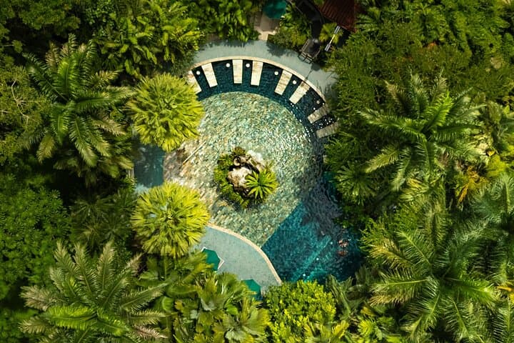 La Fortuna Hot Springs Full-Day Pass — Paradise Hot Springs Guide