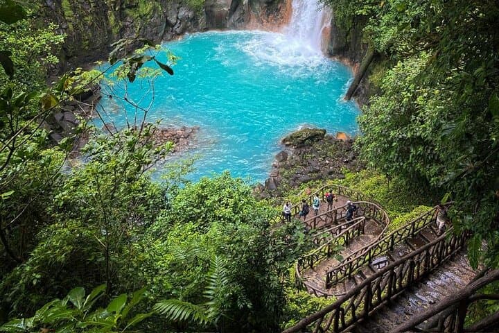 Río Celeste Waterfall Hike — Tenorio Volcano's Turquoise River photo 3