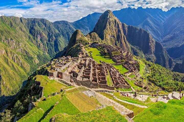 8-Day Cusco & Machu Picchu Adventure: Sunrise Machu Picchu, Rainbow Mountain & Humantay Lake