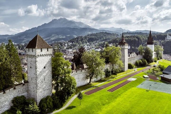 Lucerne Top Sights: Partially Guided Day Trip from Zurich photo 3