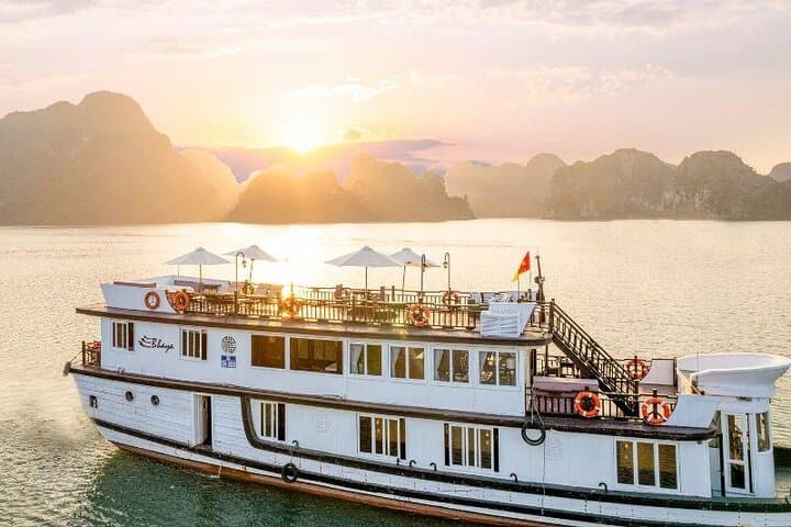 Lan Ha Bay 3-Day Private Cruise: Kayak, Caves & Cat Ba Village photo 4