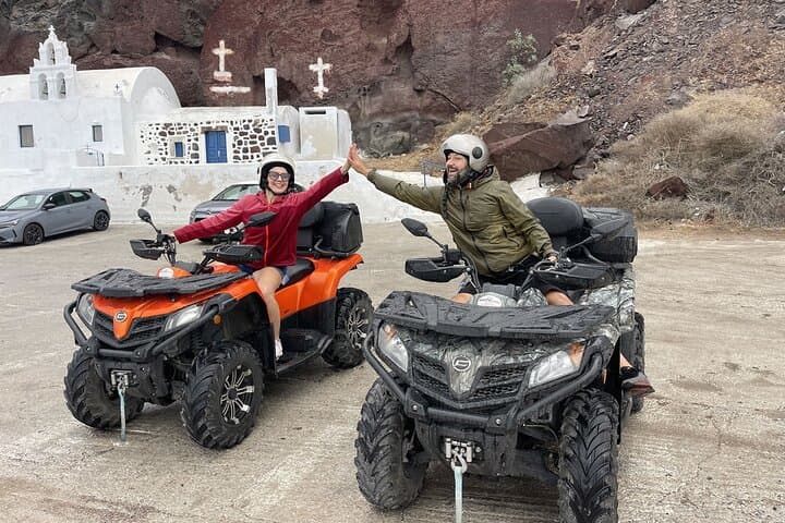 Santorini by ATV: Ride to Akrotiri, Red Beach & the Old Lighthouse