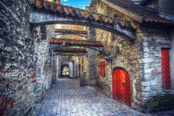 Tallinn Festive Fairytale Trail — Self-Guided Christmas Audio Walking Tour photo 3