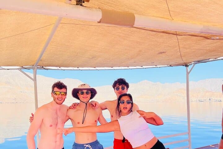 Overnight Musandam Fjords Dhow Cruise: Dolphin Spotting, Snorkeling & Kayaking photo 4