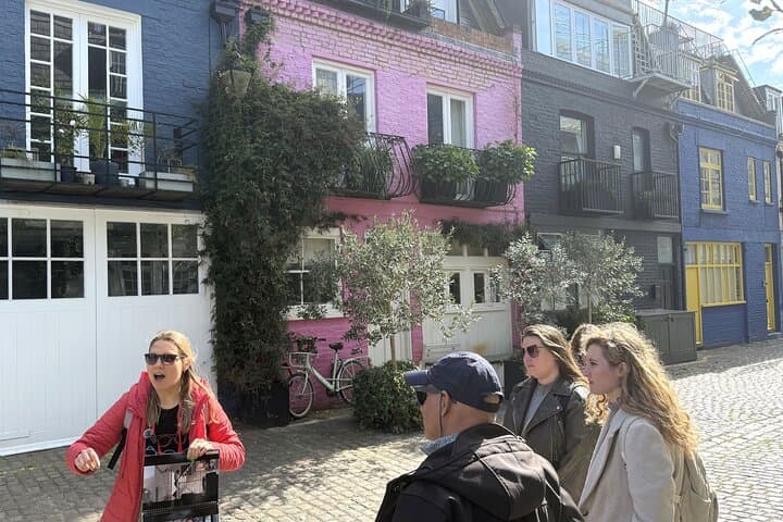 Love Actually Private Taxi Tour: Iconic Rom‑Com Filming Locations in London