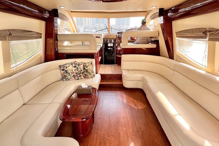 Dubai Marina Night Cruise on Majesty 50 — 1-Hour Yacht Experience photo 3