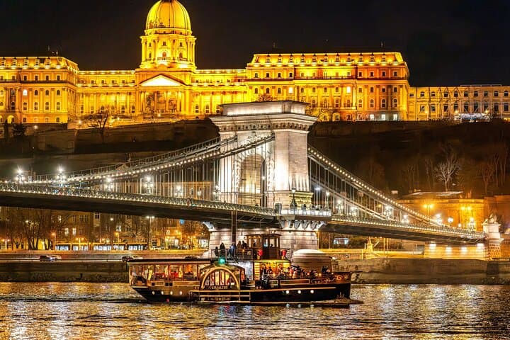 Budapest 19th-Century Danube Cruise with Tokaj Welcome Drink and Multilingual Audio Guide