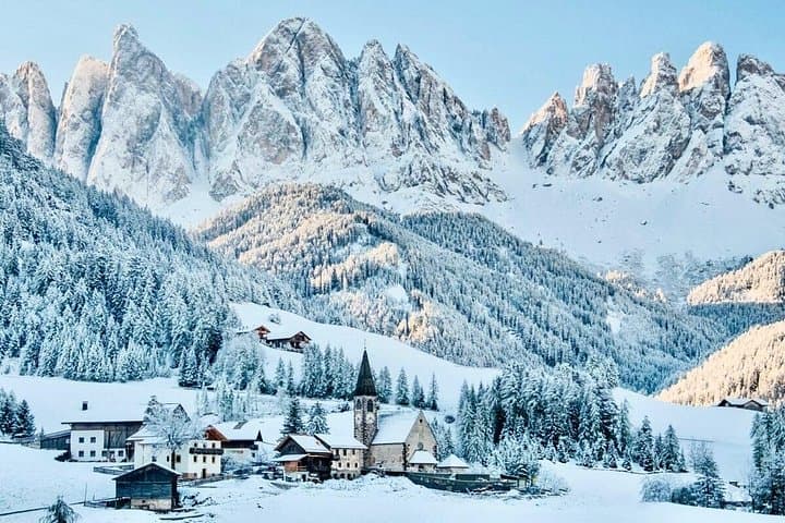 Day Trip to the Dolomites from Venice — Lakes Auronzo, Misurina, Braies & Cortina