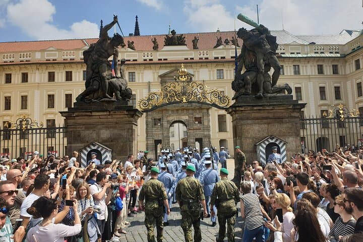 Skip the Line: Prague Castle Ticket & E-Guide with Discount Vouchers photo 4