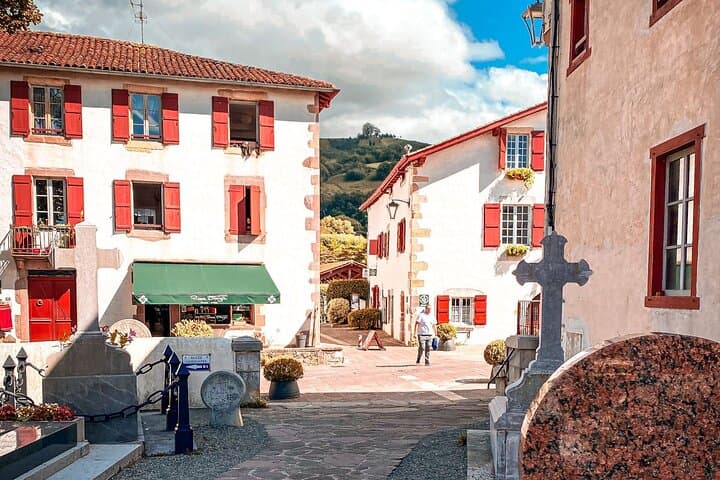Basque Villages & Mountain Road Tour from Biarritz — Sare, Ainhoa & Espelette photo 3