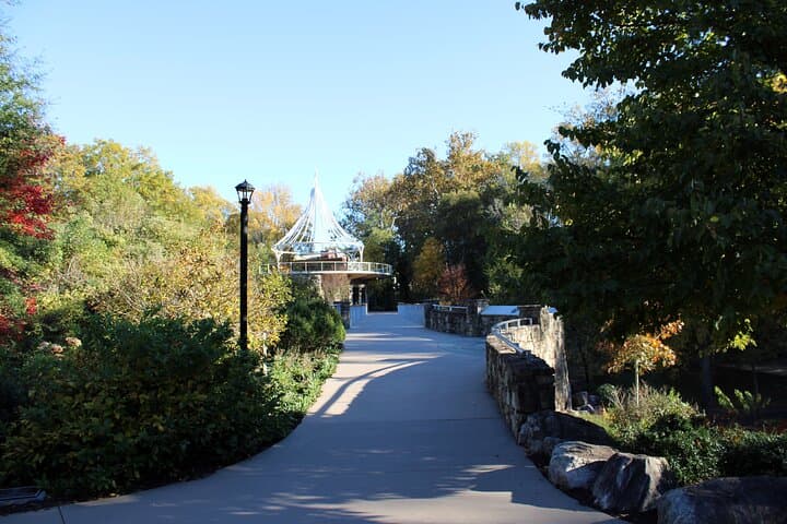 Greenville 3-Hour Relocation Driving Tour: Customize Your Upstate Preview photo 4