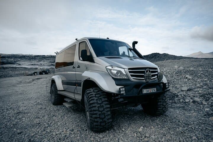 Jökulsárlón Ice Cave & Super Jeep Adventure on Vatnajökull photo 3