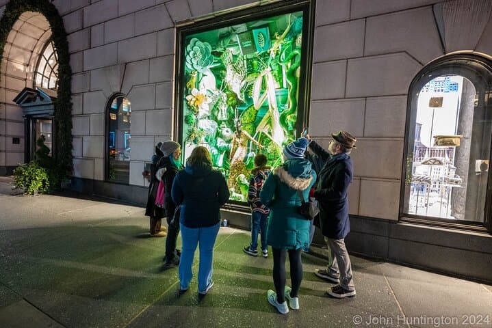 Ultimate NYC Christmas Lights Night Walking Tour — Rockefeller, Saks & Bryant Park photo 5