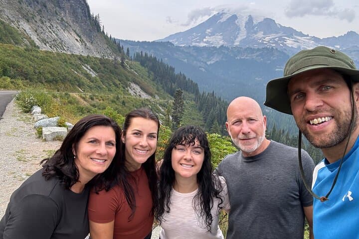 North Cascades Day Trip from Seattle: Best Hikes, Overlooks & Practical Tips photo 4